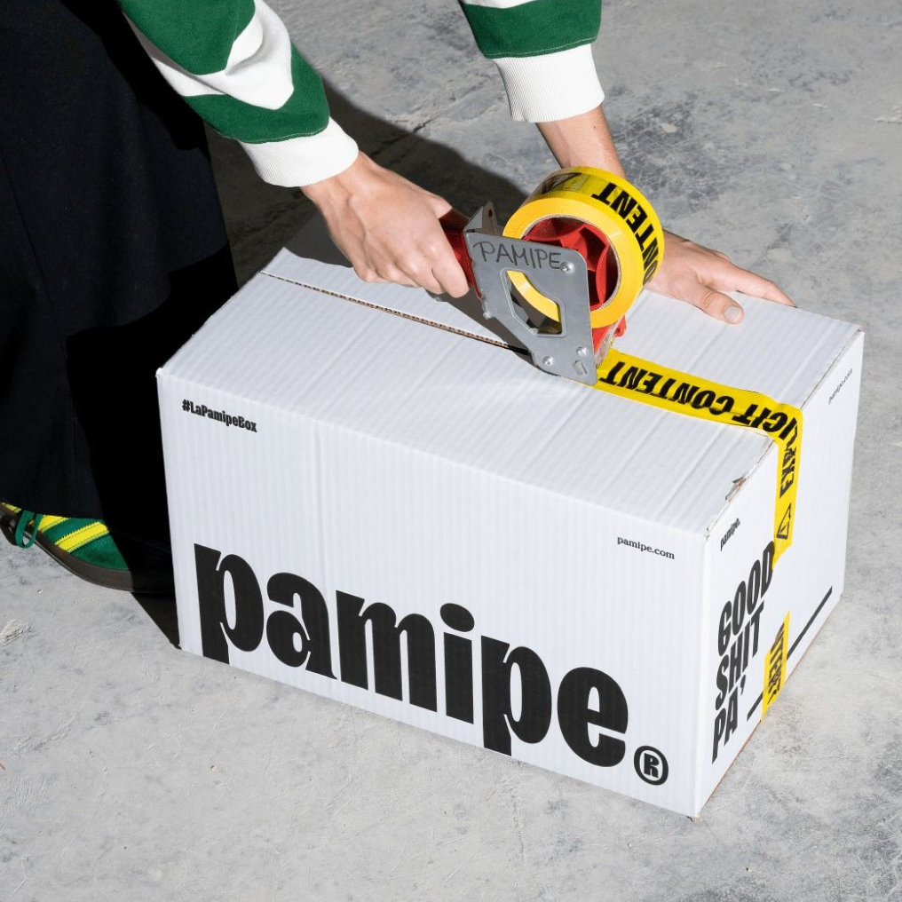 Shipping Boxes: The Backbone of Global E-Commerce Logistics